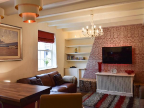 Honeyz Hideaway